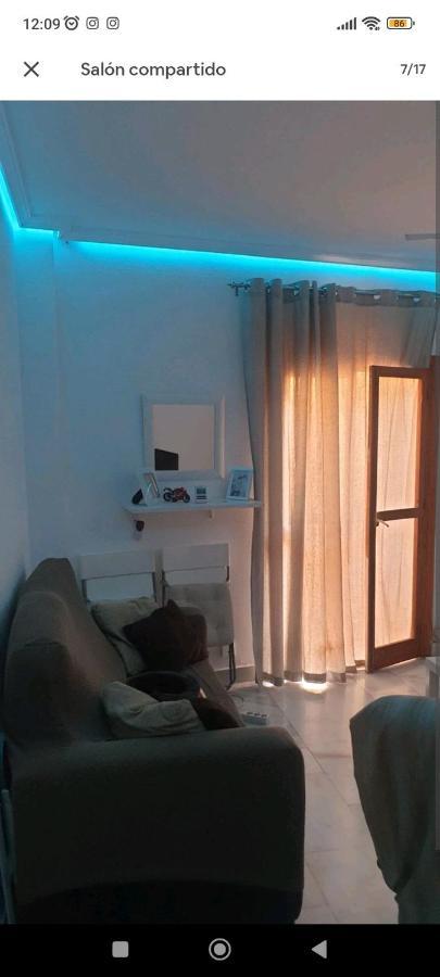 Habitacion Privada, Apartamento Centro Malaga Cerca De La Playa Exteriör bild
